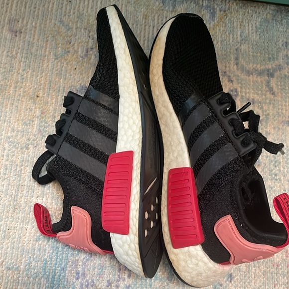 ADIDAS NMD_R1 'Core Black Tactile Rose' Running Shoes Size 5.5 - Picture 6 of 11